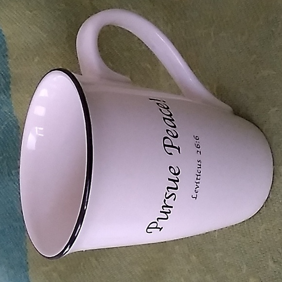 Vintage Feed on the Word Coffee/Tea Mugs - Picture 6 of 13